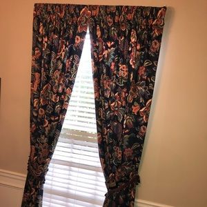 Curtain panels